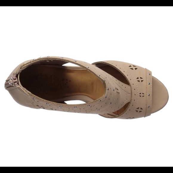 Sugar Viveca Peep Toe Ankle Bootie  SideCut Boot - Picture 4 of 11